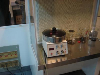 勻膠機(甩膠機) 勻膠機(甩膠機)